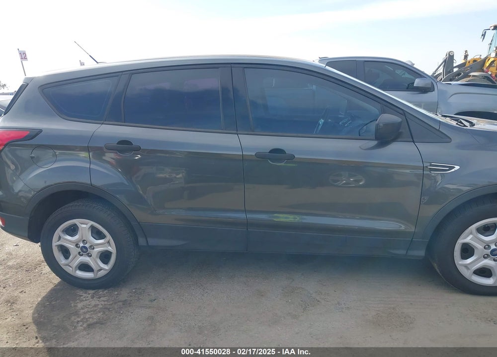 2019 FORD ESCAPE S VIN: 1FMCU0F7XKUB11717