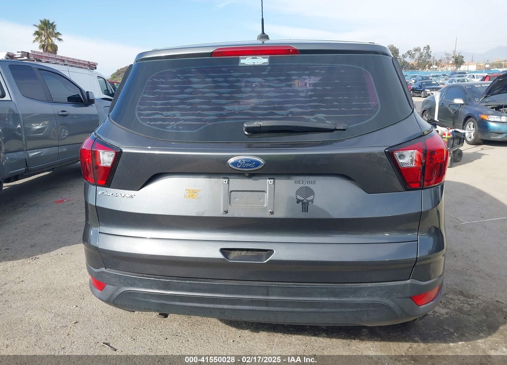 2019 FORD ESCAPE S VIN: 1FMCU0F7XKUB11717