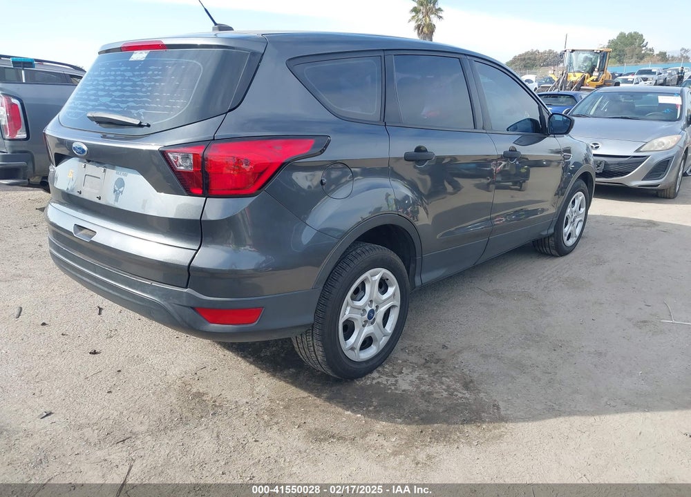 2019 FORD ESCAPE S VIN: 1FMCU0F7XKUB11717