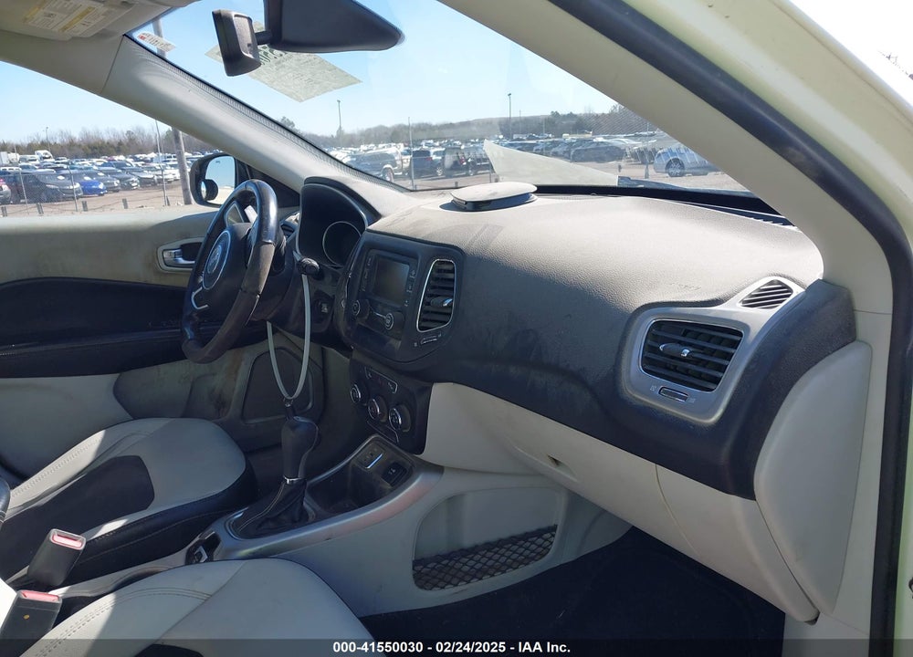 2018 JEEP COMPASS VIN: 3C4NJCBB7JT460683