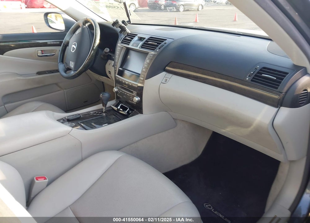 2012 LEXUS LS VIN: JTHBL5EF7C5112312