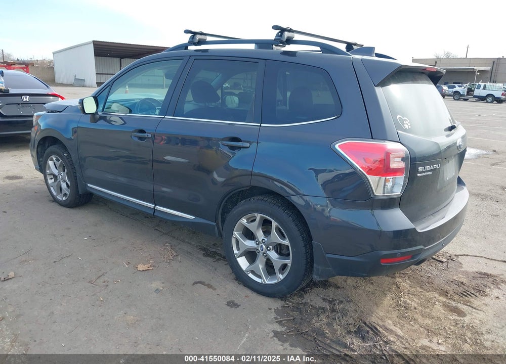 2018 SUBARU FORESTER 2.5I TOURING VIN: JF2SJAWC5JH450339