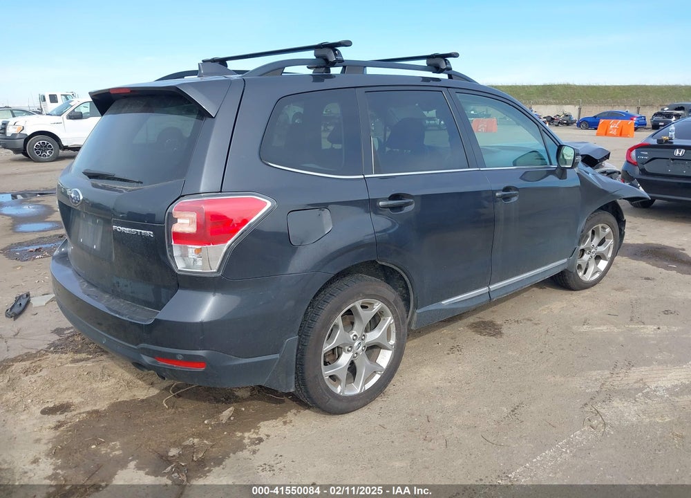 2018 SUBARU FORESTER 2.5I TOURING VIN: JF2SJAWC5JH450339