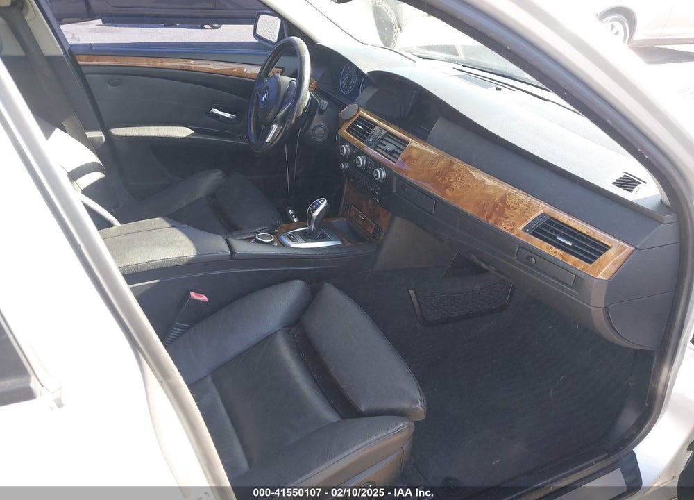 2008 BMW 550I VIN: WBANW53538CT52019