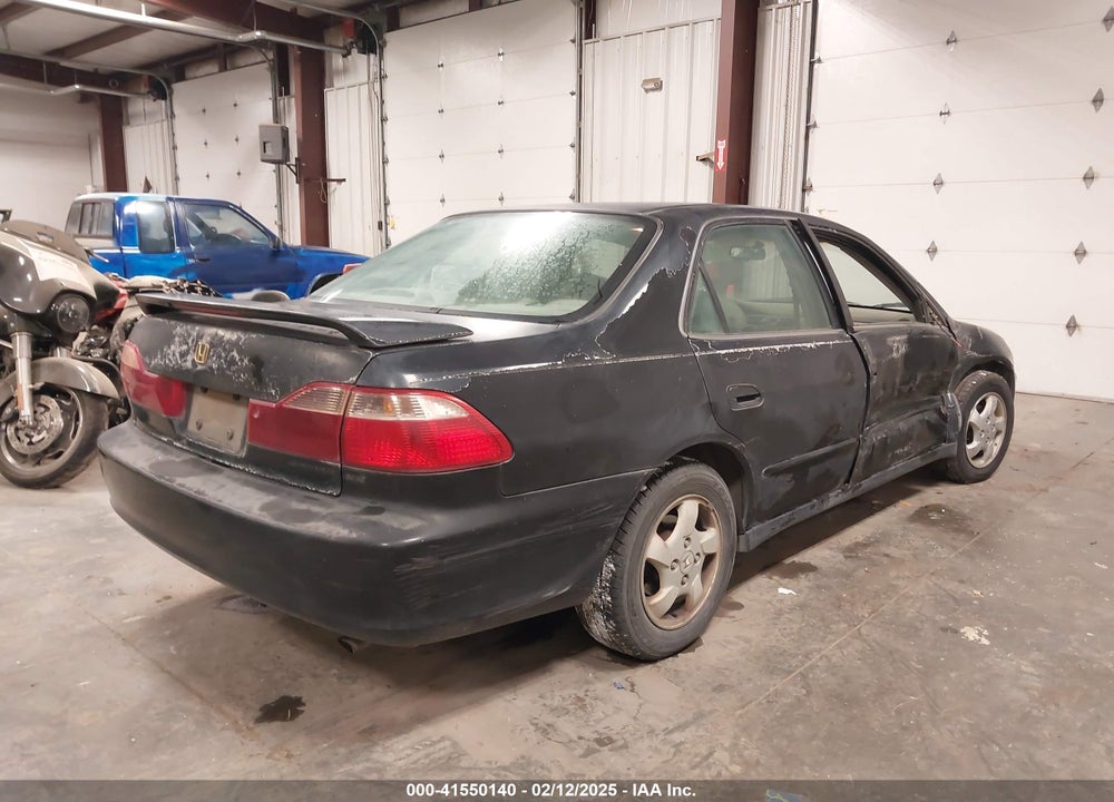 1998 HONDA ACCORD VIN: 1HGCG5655WA187801