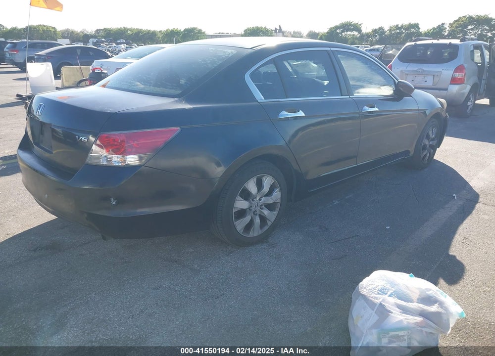 2008 HONDA ACCORD VIN: 1HGCP36718A044577