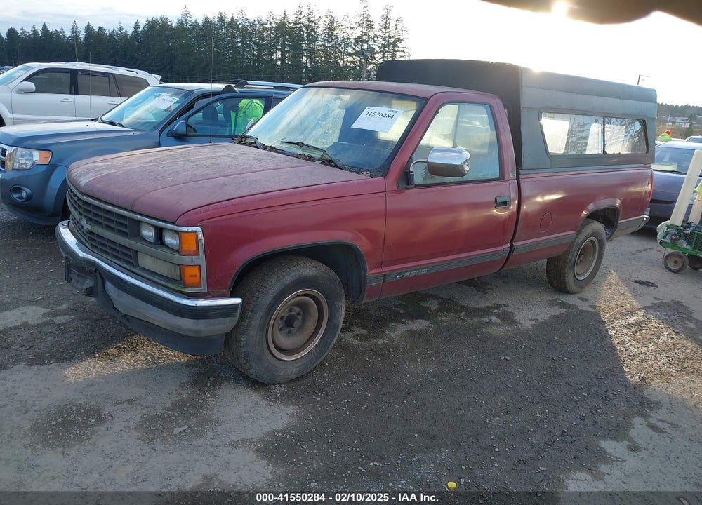 1988 CHEVROLET GMT-400 C2500 VIN: 1GCFC24K7JE158588