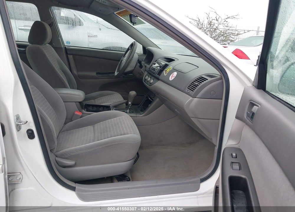 2005 TOYOTA CAMRY LE VIN: 4T1BE32K85U553520