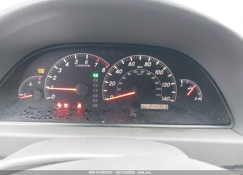 2005 TOYOTA CAMRY LE VIN: 4T1BE32K85U553520