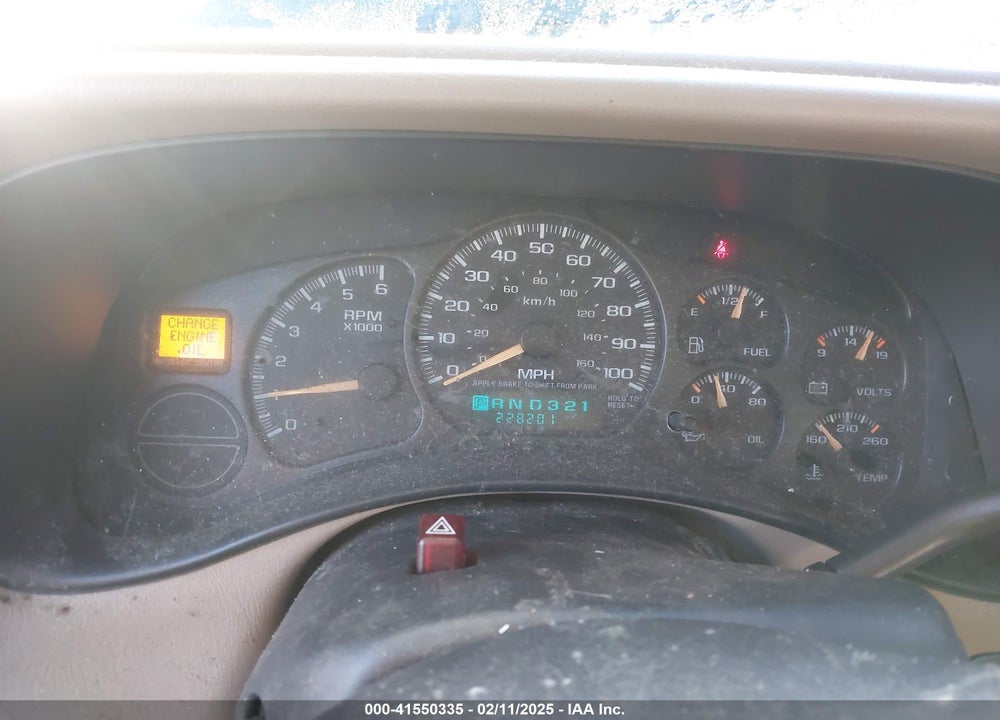2002 CHEVROLET TAHOE LT VIN: 1GNEK13Z72J169517