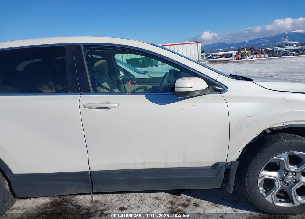 2018 HONDA CR-V EX VIN: 2HKRW2H52JH641835