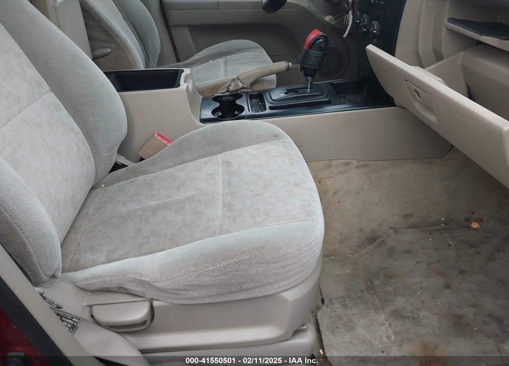 2005 KIA SORENTO VIN: KNDJC733X55402287