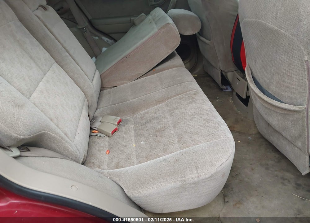 2005 KIA SORENTO VIN: KNDJC733X55402287