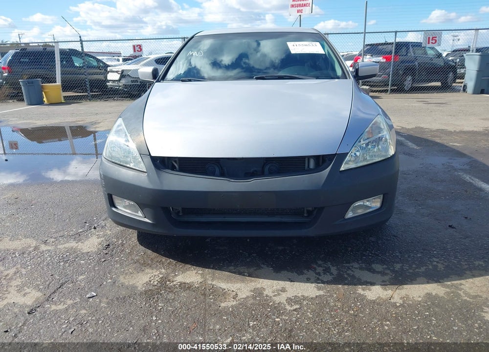 2005 HONDA ACCORD 2.4 LX VIN: 1HGCM56425L000856