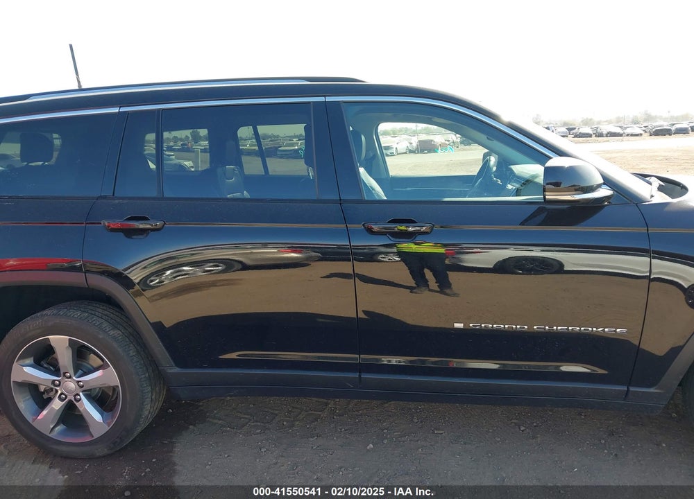 2022 JEEP GRAND CHEROKEE L LIMITED 4X4 VIN: 1C4RJKBG5N8525462