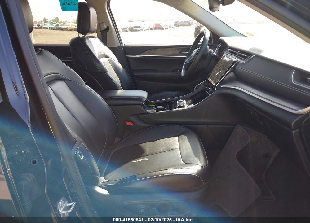 2022 JEEP GRAND CHEROKEE L LIMITED 4X4 VIN: 1C4RJKBG5N8525462