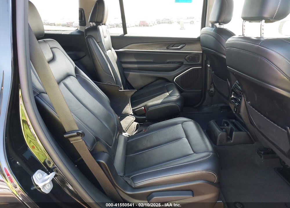 2022 JEEP GRAND CHEROKEE L LIMITED 4X4 VIN: 1C4RJKBG5N8525462