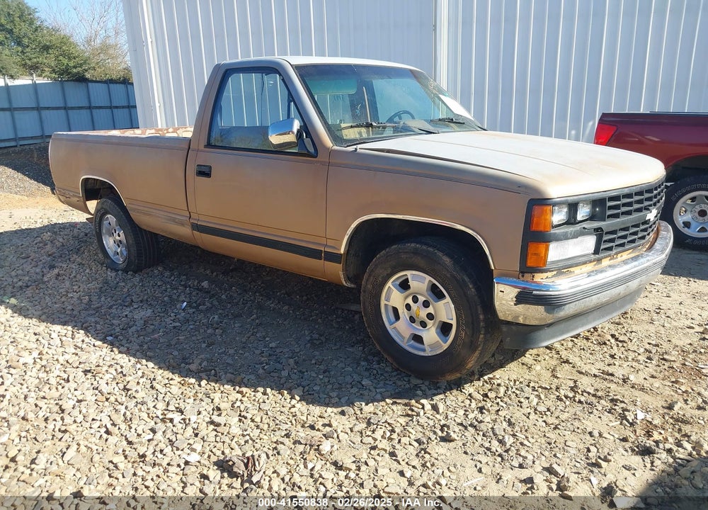 1989 CHEVROLET GMT-400 C2500 VIN: 1GCFC24K6KE103258
