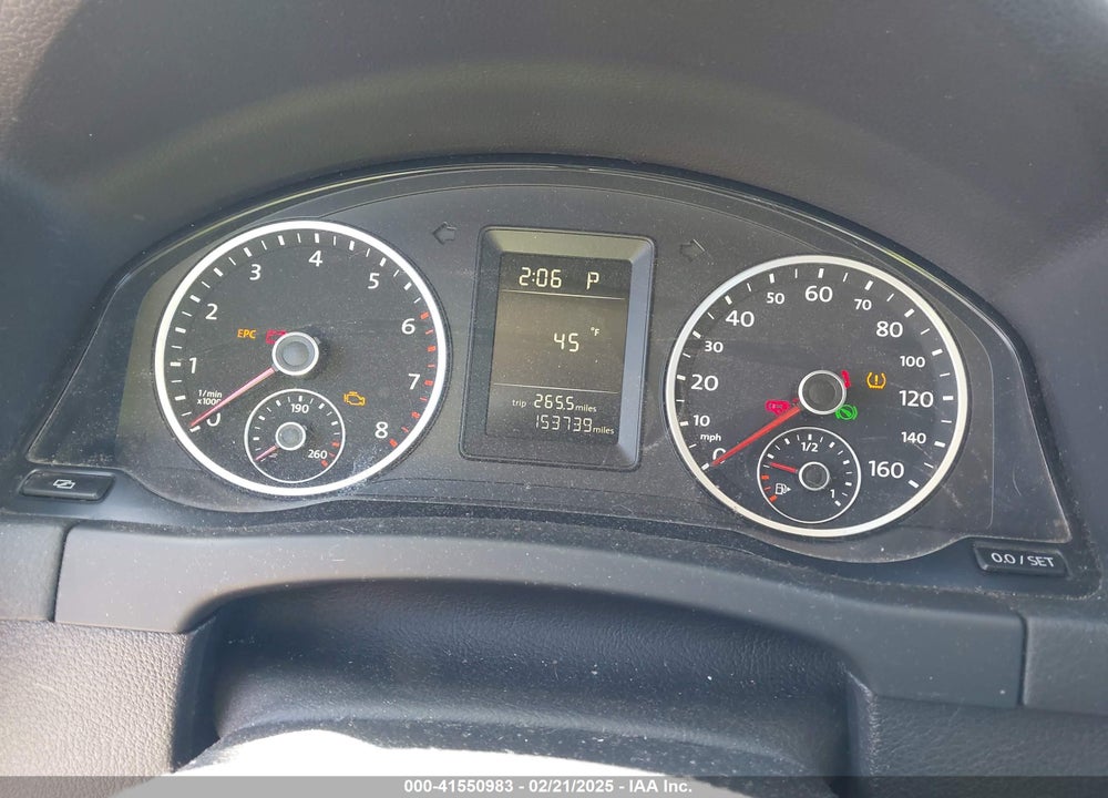 2011 VOLKSWAGEN TIGUAN S VIN: WVGBV7AX5BW549090