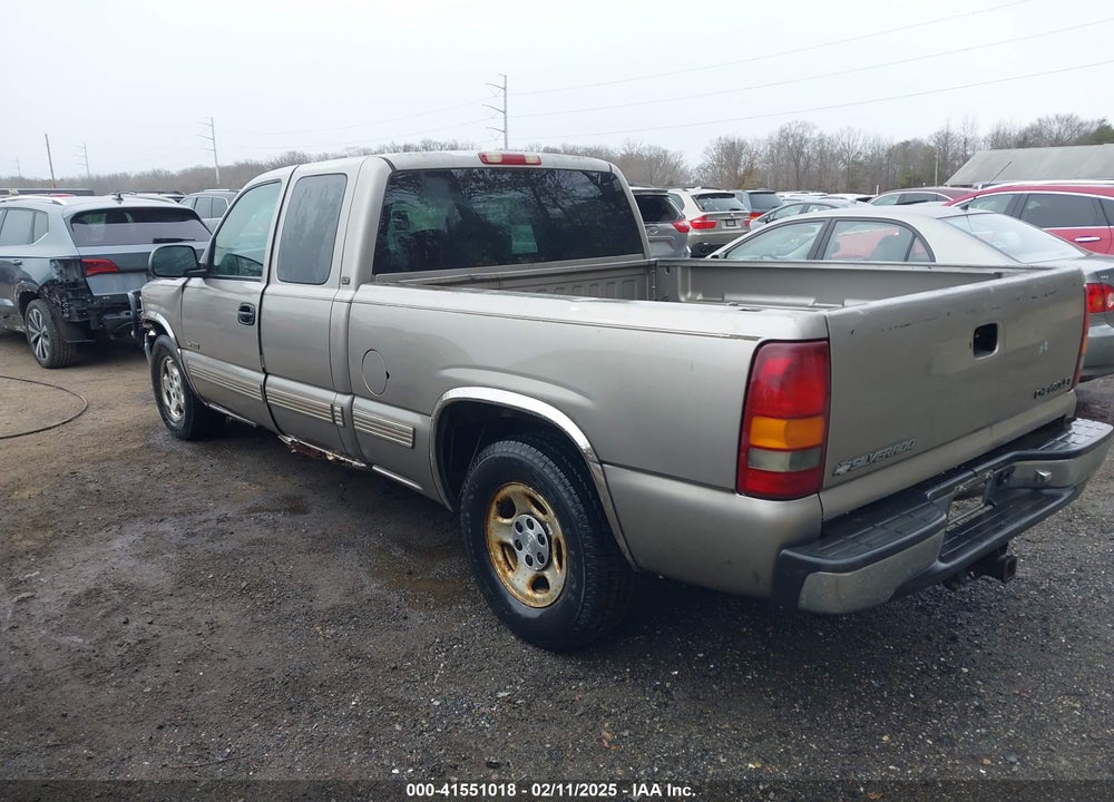 2000 CHEVROLET SILVERADO 1500 VIN: 2GCEC19T1Y1380448