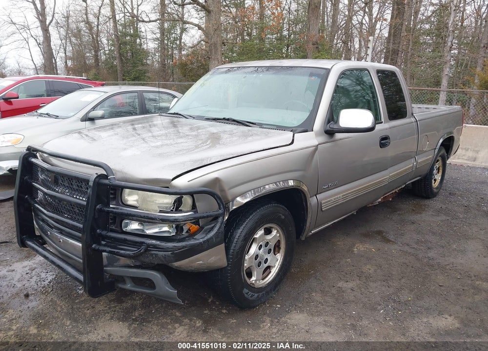 2000 CHEVROLET SILVERADO 1500 VIN: 2GCEC19T1Y1380448