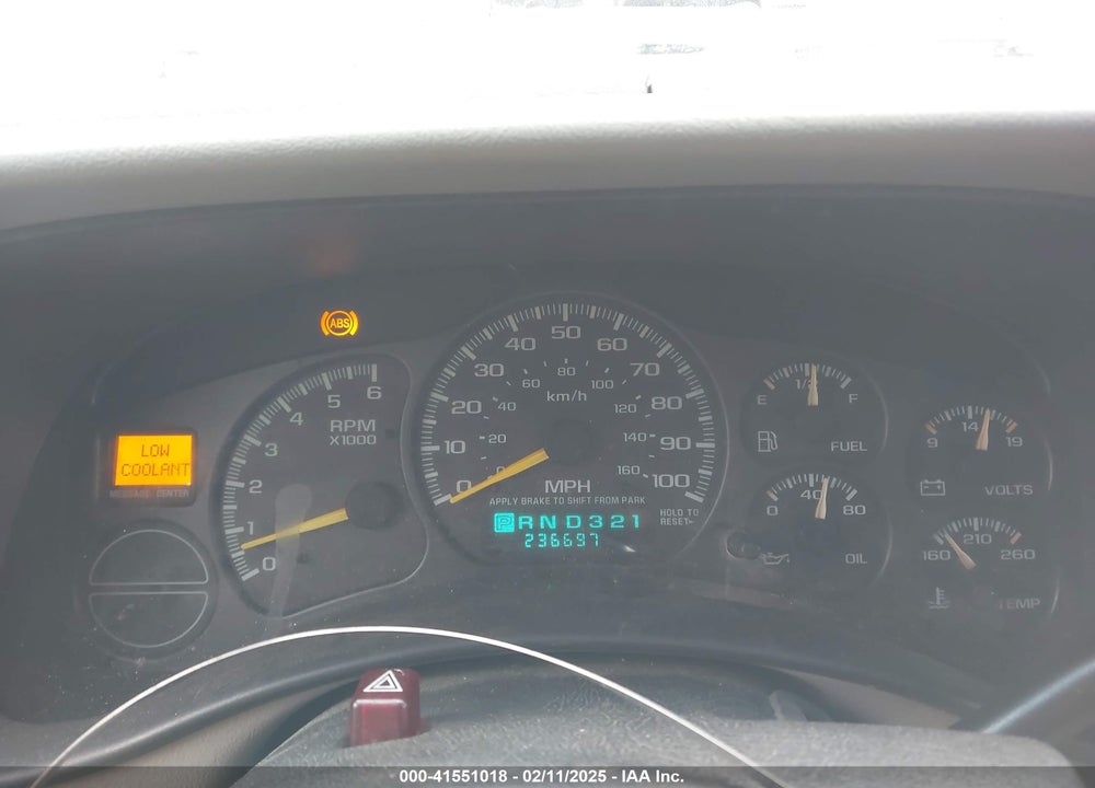 2000 CHEVROLET SILVERADO 1500 VIN: 2GCEC19T1Y1380448