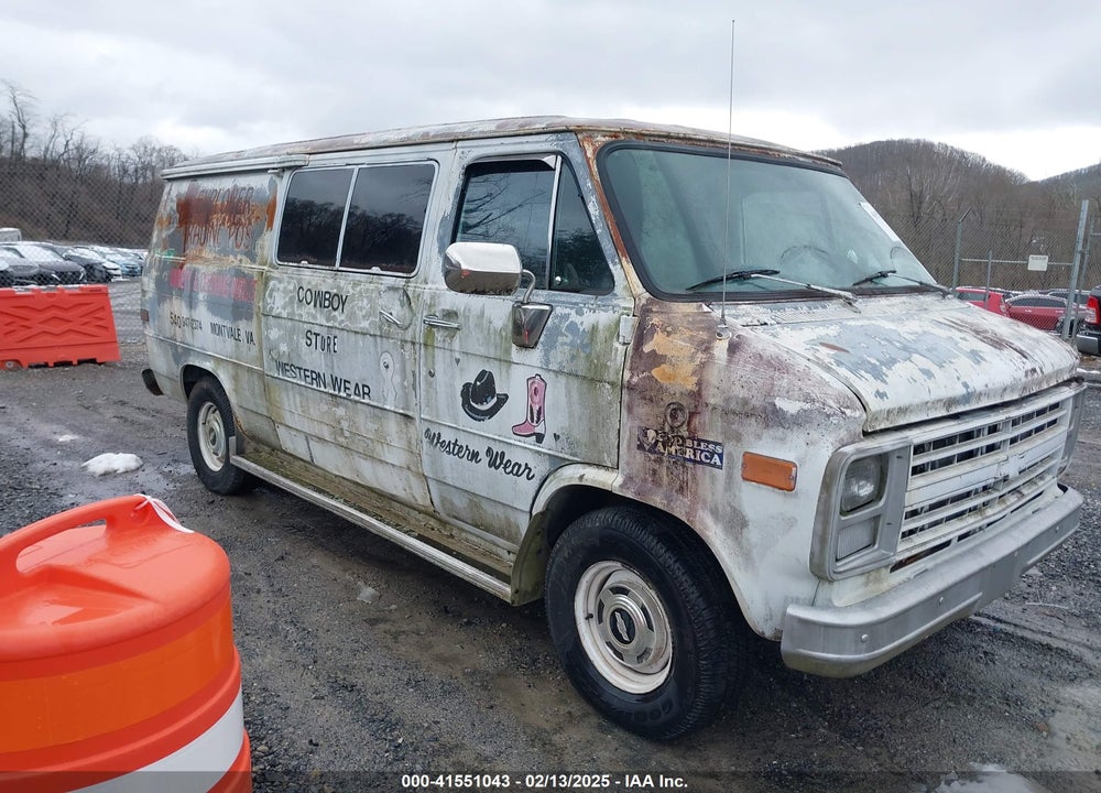 1989 CHEVROLET G20 VIN: 1GCEG25K3K7183637
