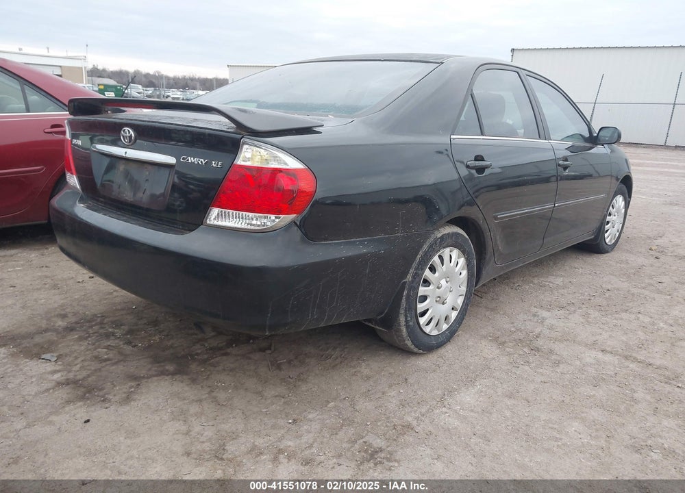 2005 TOYOTA CAMRY XLE VIN: 4T1BE32K45U423119