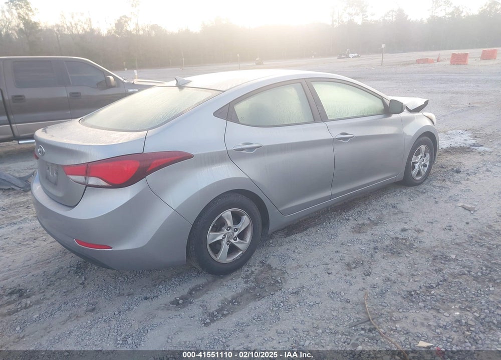 2015 HYUNDAI ELANTRA VIN: KMHDH4AE3FU415984