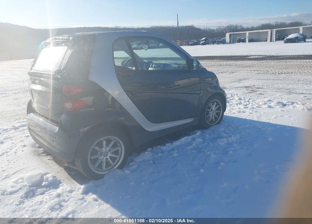 2008 SMART FORTWO PASSION/PURE VIN: WMEEJ31XX8K145788