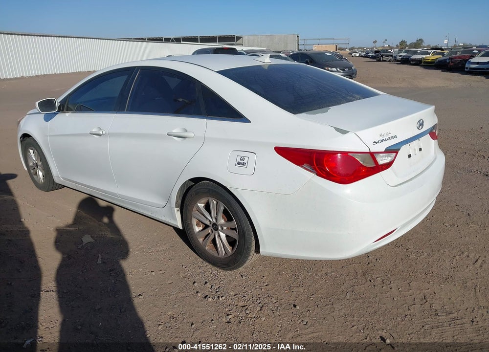 2013 HYUNDAI SONATA VIN: 5NPEB4AC6DH746235