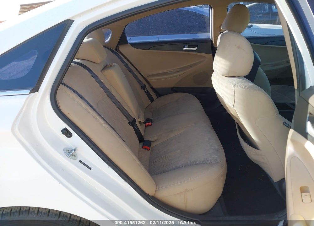 2013 HYUNDAI SONATA VIN: 5NPEB4AC6DH746235