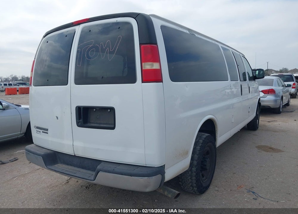 2007 CHEVROLET EXPRESS LS VIN: 1GAHG39U671185576