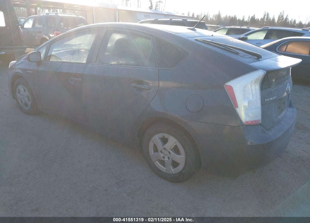2011 TOYOTA PRIUS TWO VIN: JTDKN3DU9B5364352