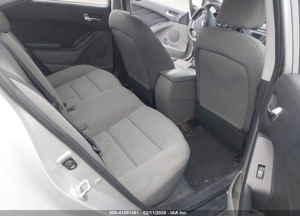 2015 KIA FORTE LX VIN: KNAFK4A60F5343267