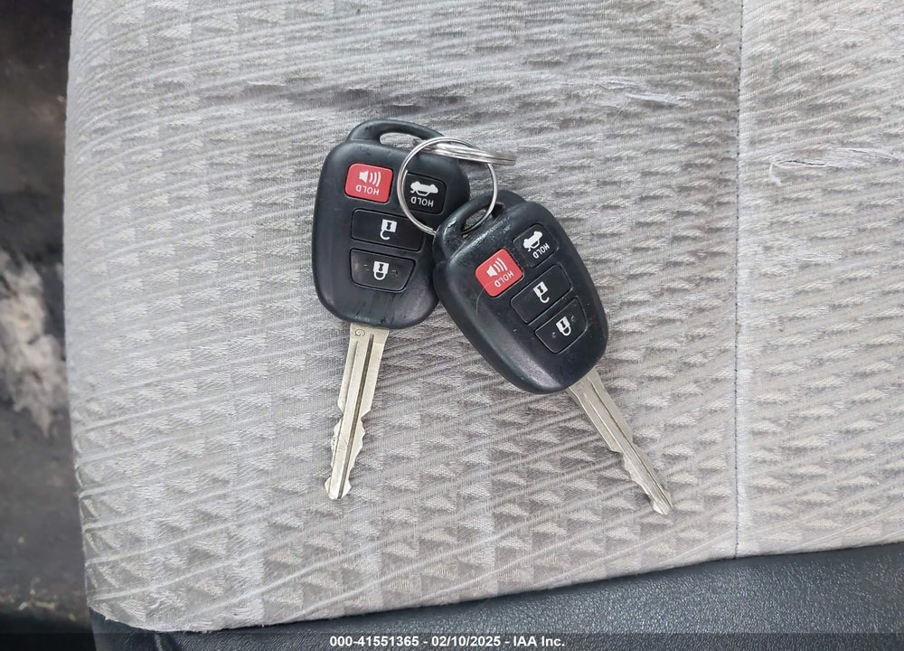 2014 TOYOTA CAMRY SE VIN: 4T1BF1FK6EU730108