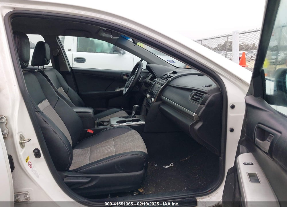 2014 TOYOTA CAMRY SE VIN: 4T1BF1FK6EU730108