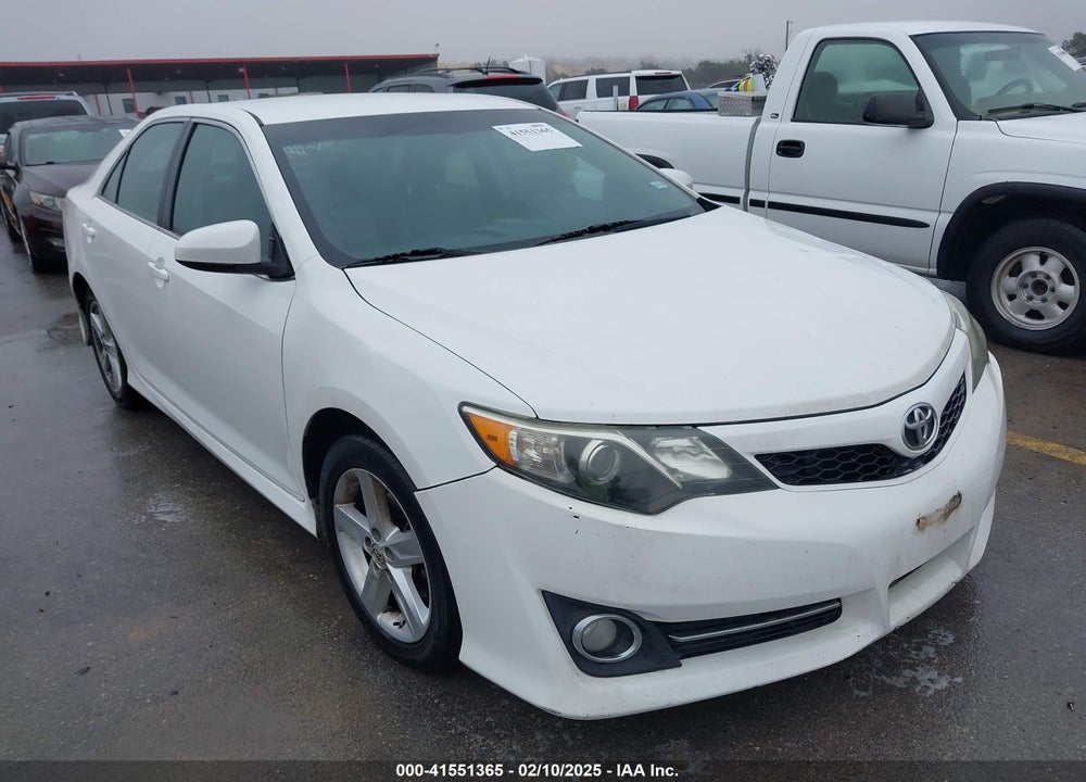 2014 TOYOTA CAMRY SE VIN: 4T1BF1FK6EU730108