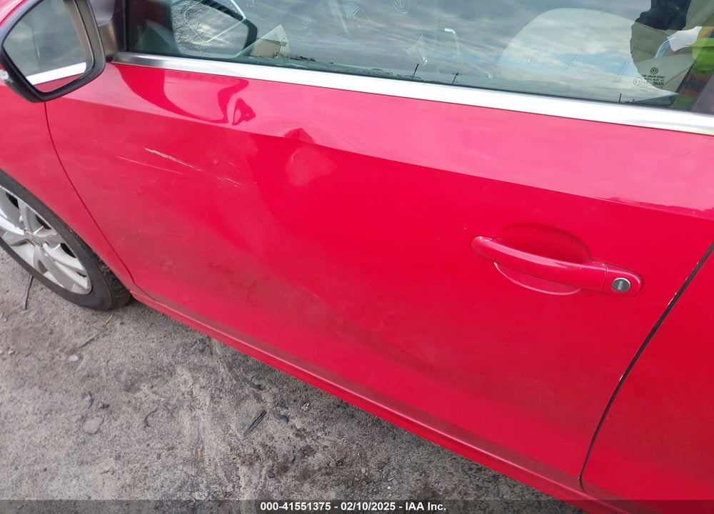 2014 VOLKSWAGEN JETTA VIN: 3VWD07AJ2EM292804