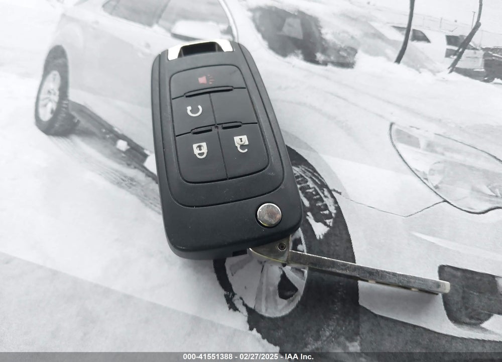 2011 CHEVROLET EQUINOX VIN: 2CNALDEC5B6427671