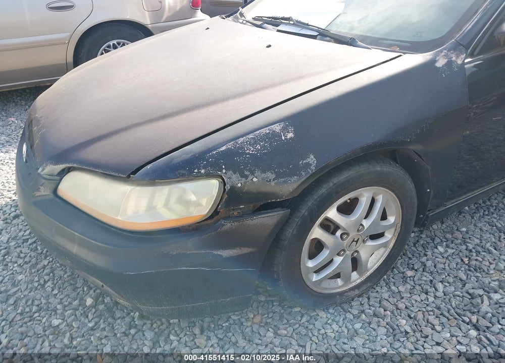2002 HONDA ACCORD VIN: 1HGCG22562A034083