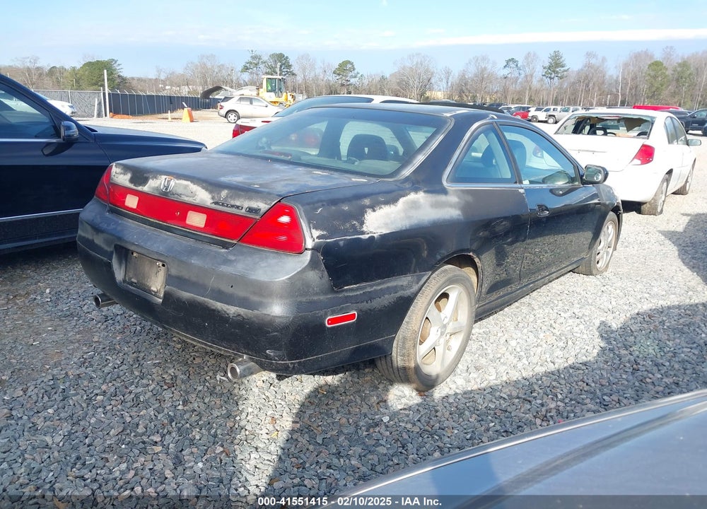 2002 HONDA ACCORD VIN: 1HGCG22562A034083