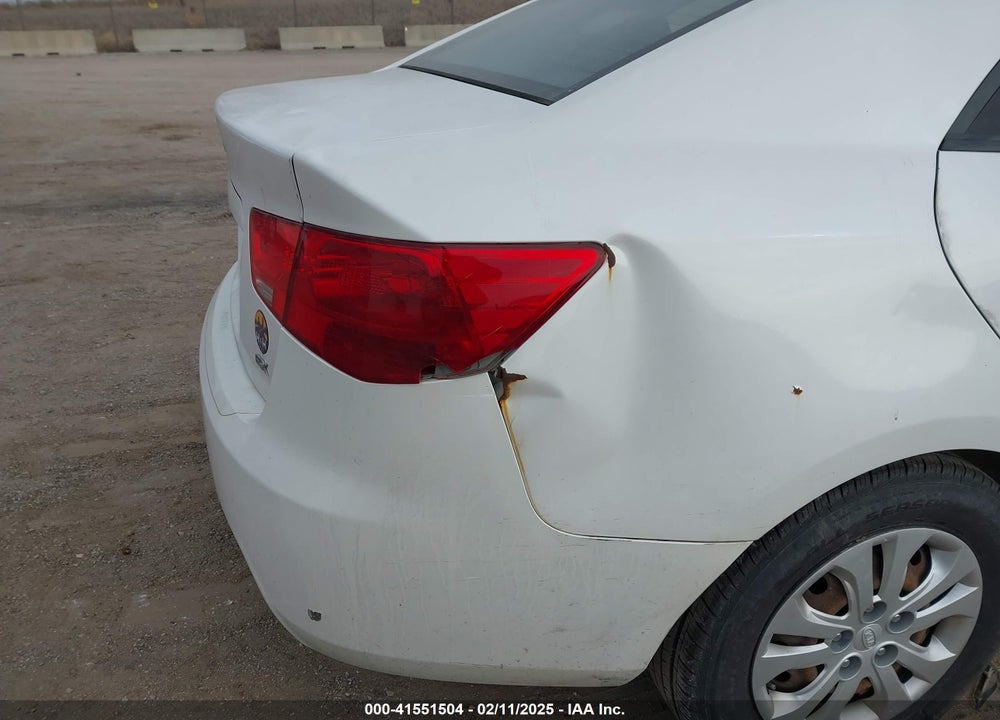 2013 KIA FORTE VIN: KNAFU4A26D5713142