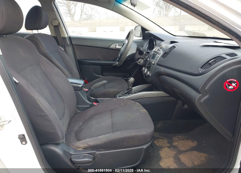 2013 KIA FORTE VIN: KNAFU4A26D5713142