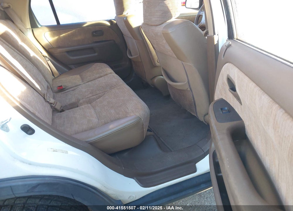 2002 HONDA CR-V LX VIN: JHLRD78462C003534