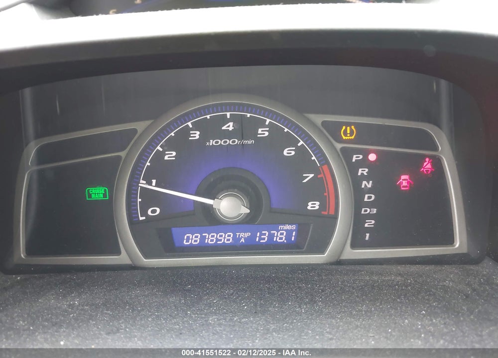 2010 HONDA CIVIC LX VIN: 19XFA1F58AE077093