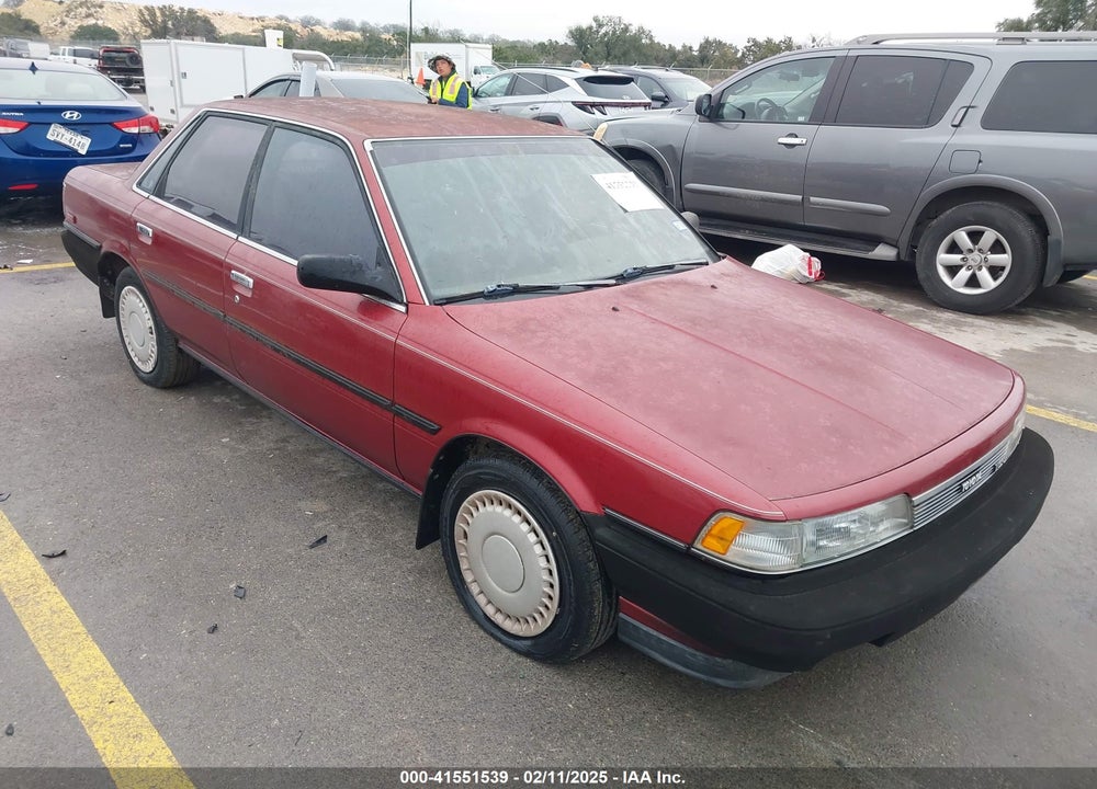 1989 TOYOTA CAMRY DLX VIN: JT2VV21E4K0059612