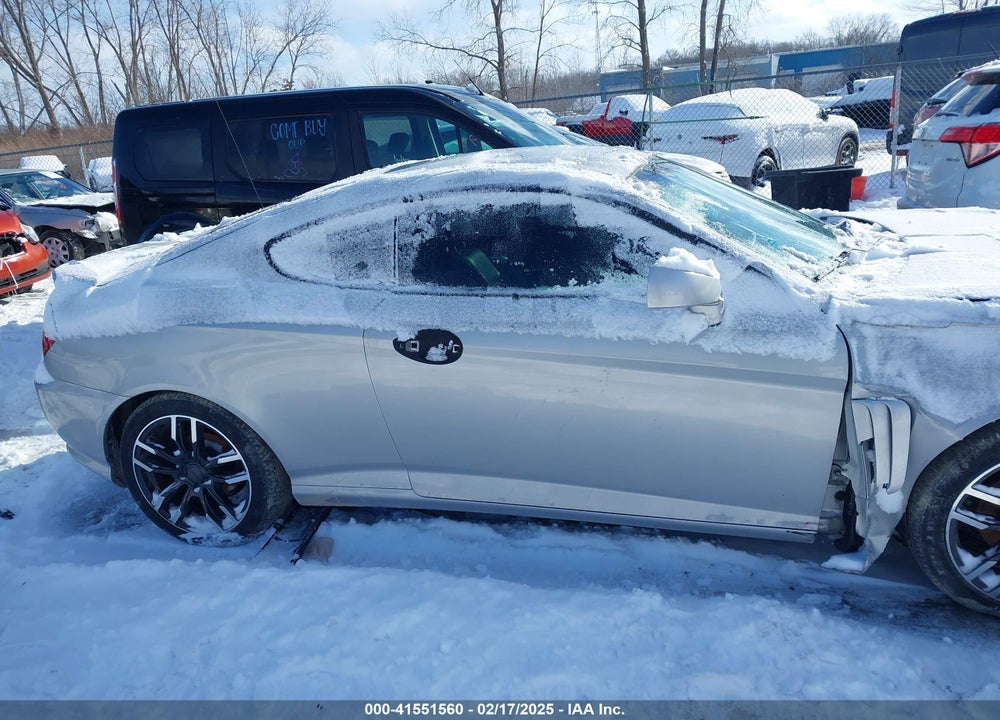 2003 HYUNDAI TIBURON GT V6 VIN: KMHHN65F73U017682