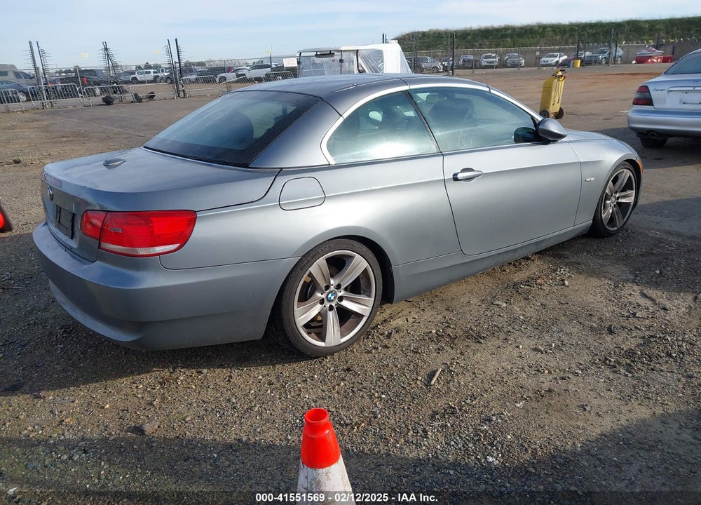 2009 BMW 328I VIN: WBAWR33579P460203