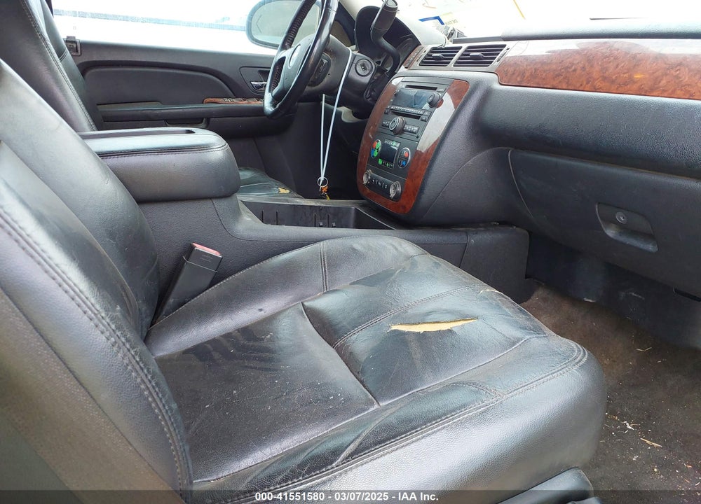 2009 CHEVROLET SUBURBAN 1500 VIN: 1GNFC26JX9R280829